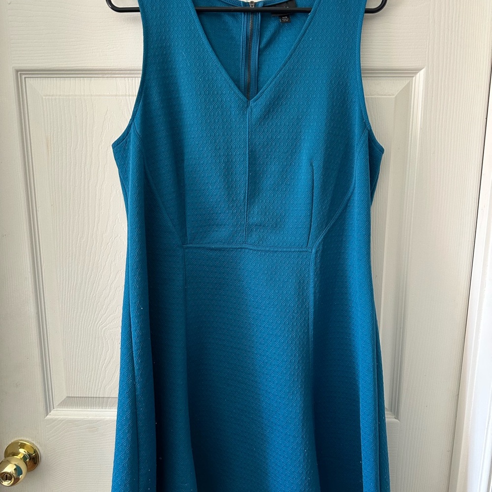 Target - Mossino - Teal V-Neck Sleeveless Fit & Flare Dress